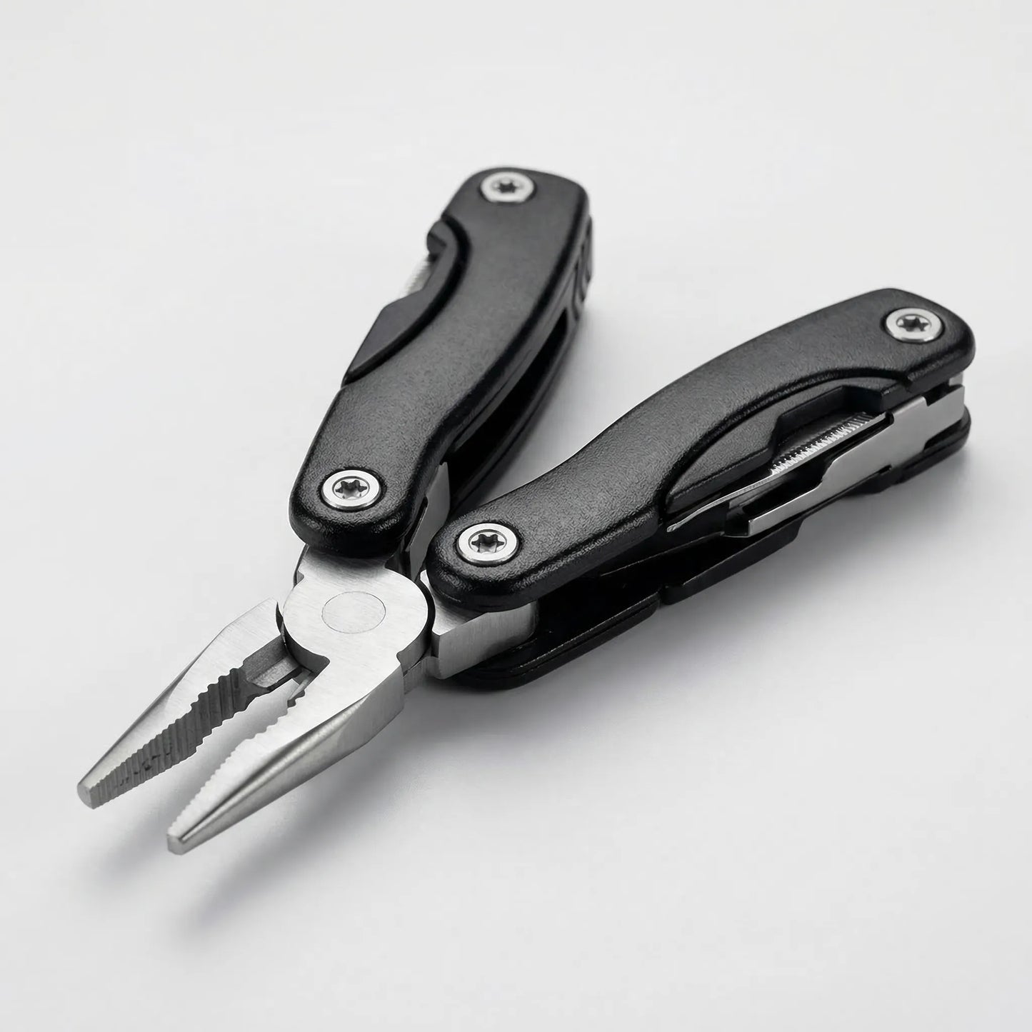 Compact 9-In-1 Folding Multi-Tool - Traxfold