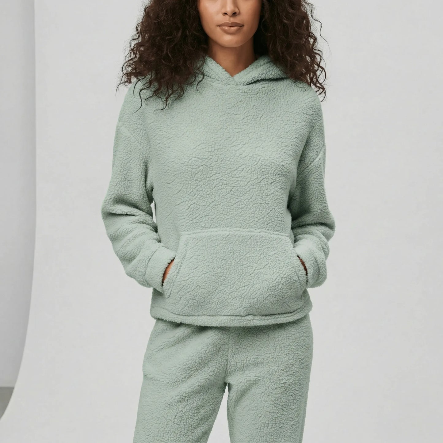 Loungewear-Set Mit Känguru-Tasche - Milana