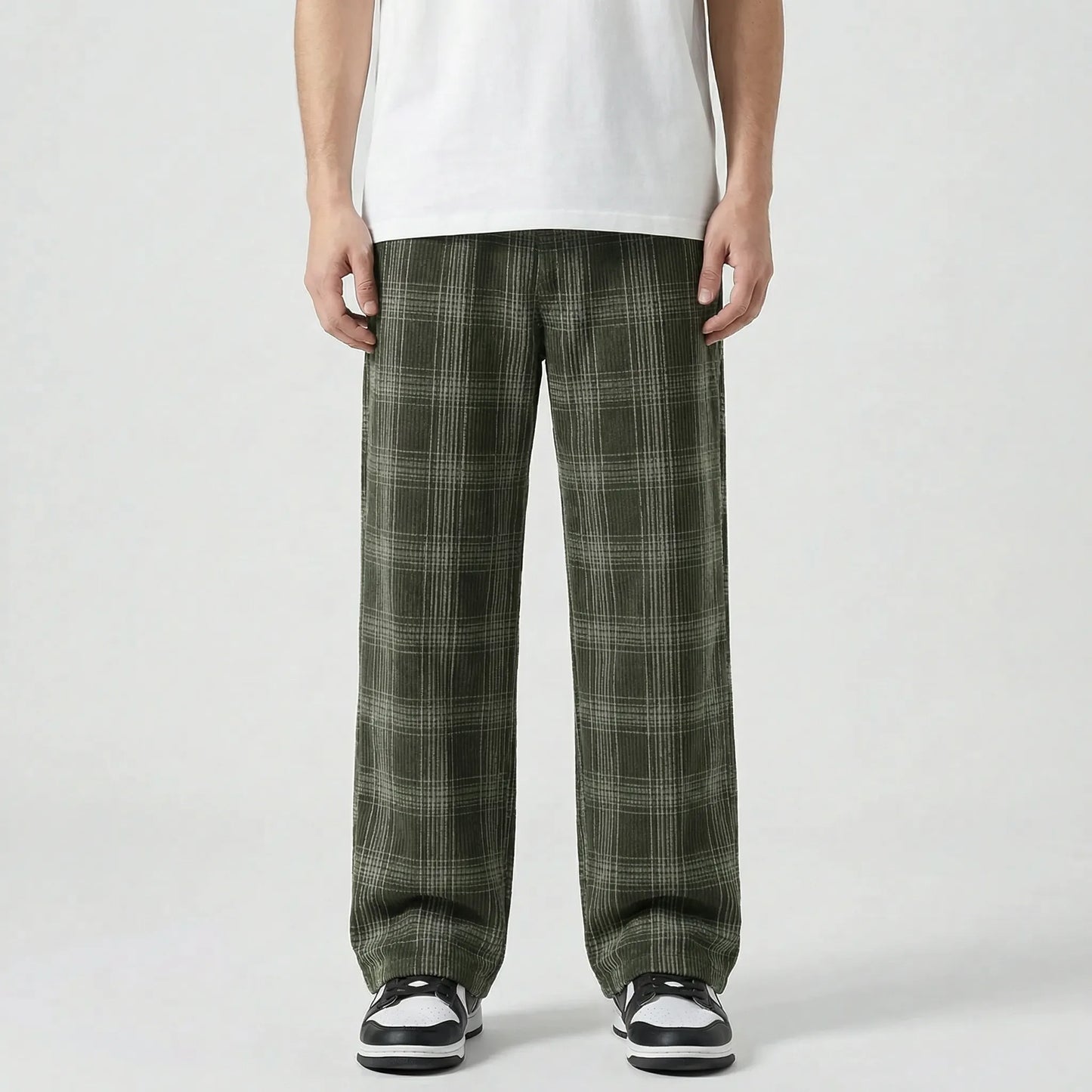 Plus Size Relaxed Plaid Pants - Domingo