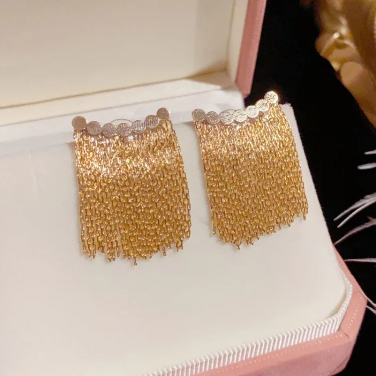 Long Kwast Earrings - Amira-Gold-Nora Luxe