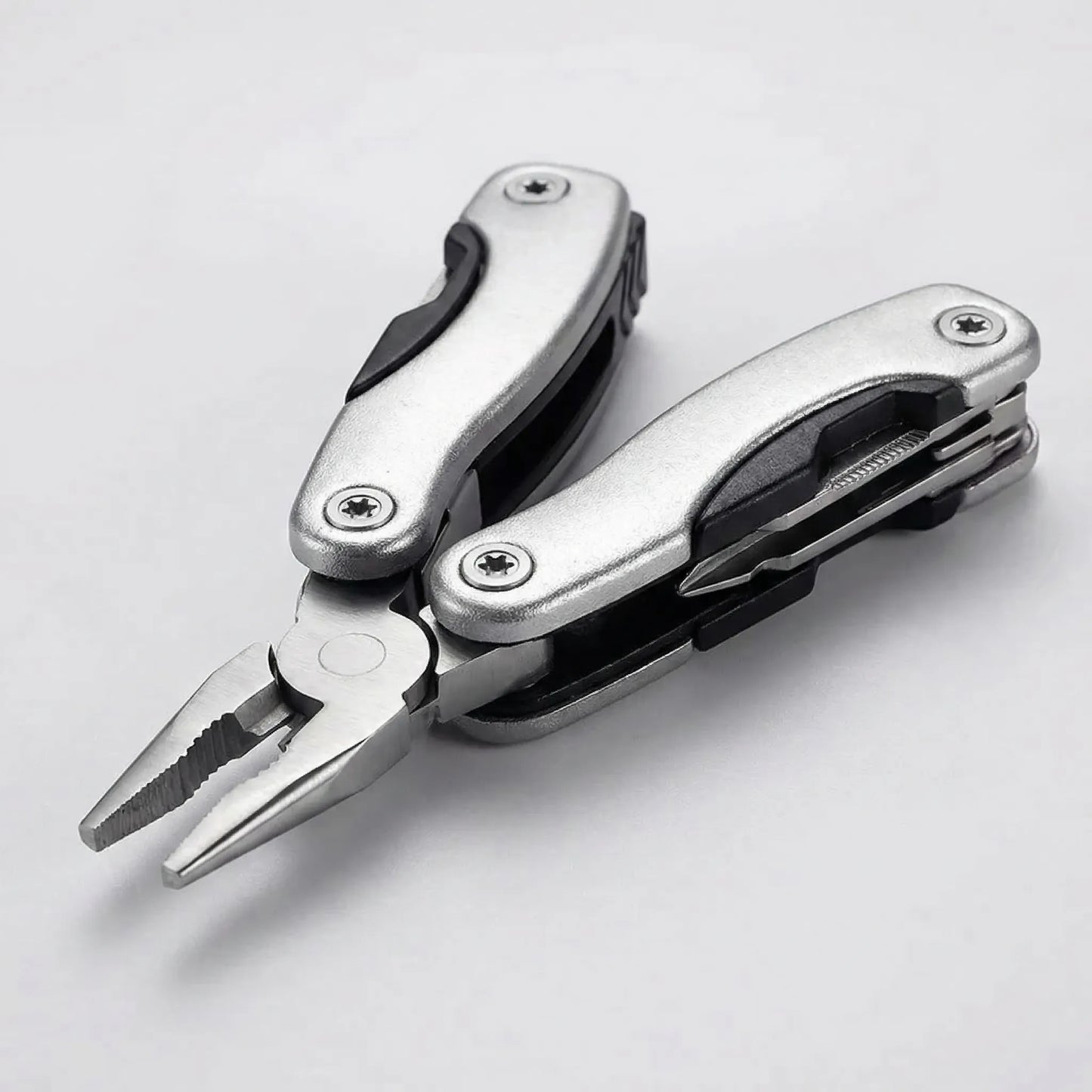 Compact 9-In-1 Folding Multi-Tool -  Traxfold