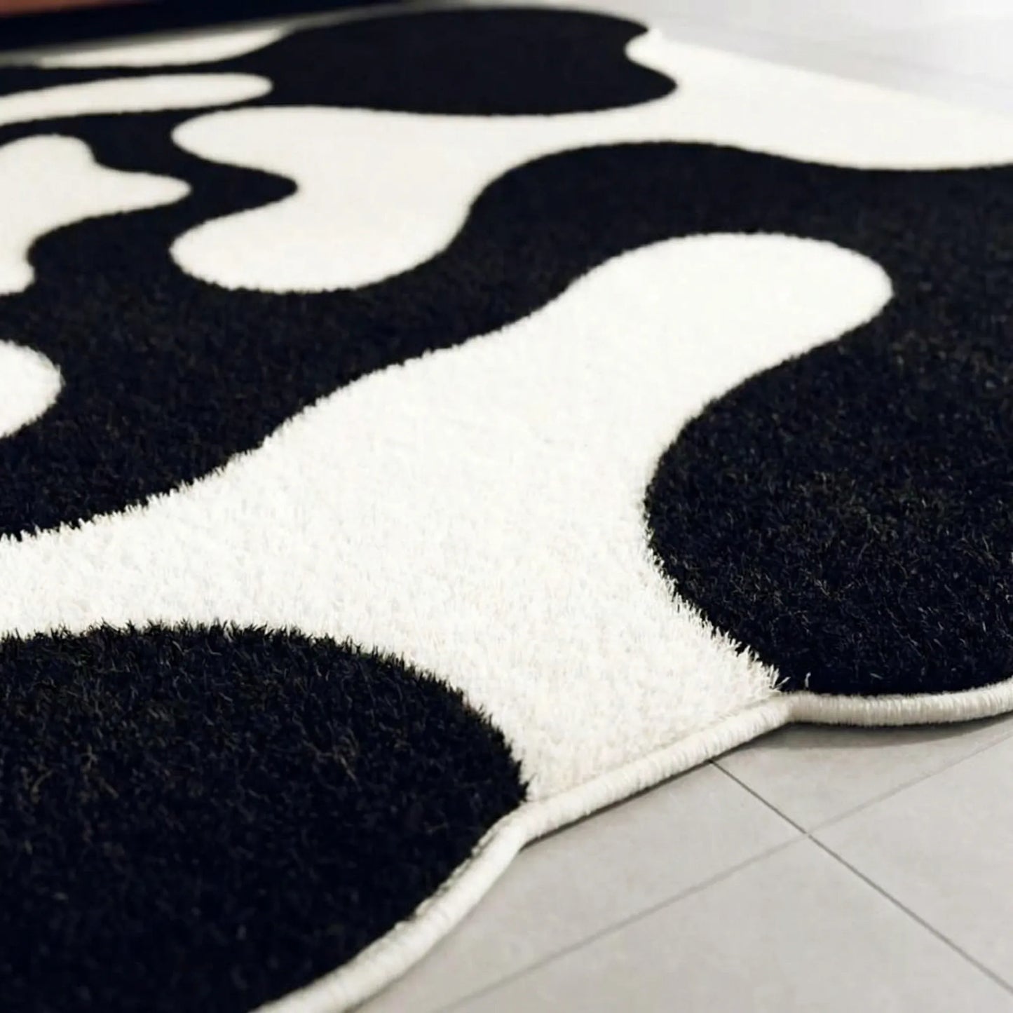 Contemporary Abstract Floor Rug - WavellaRug