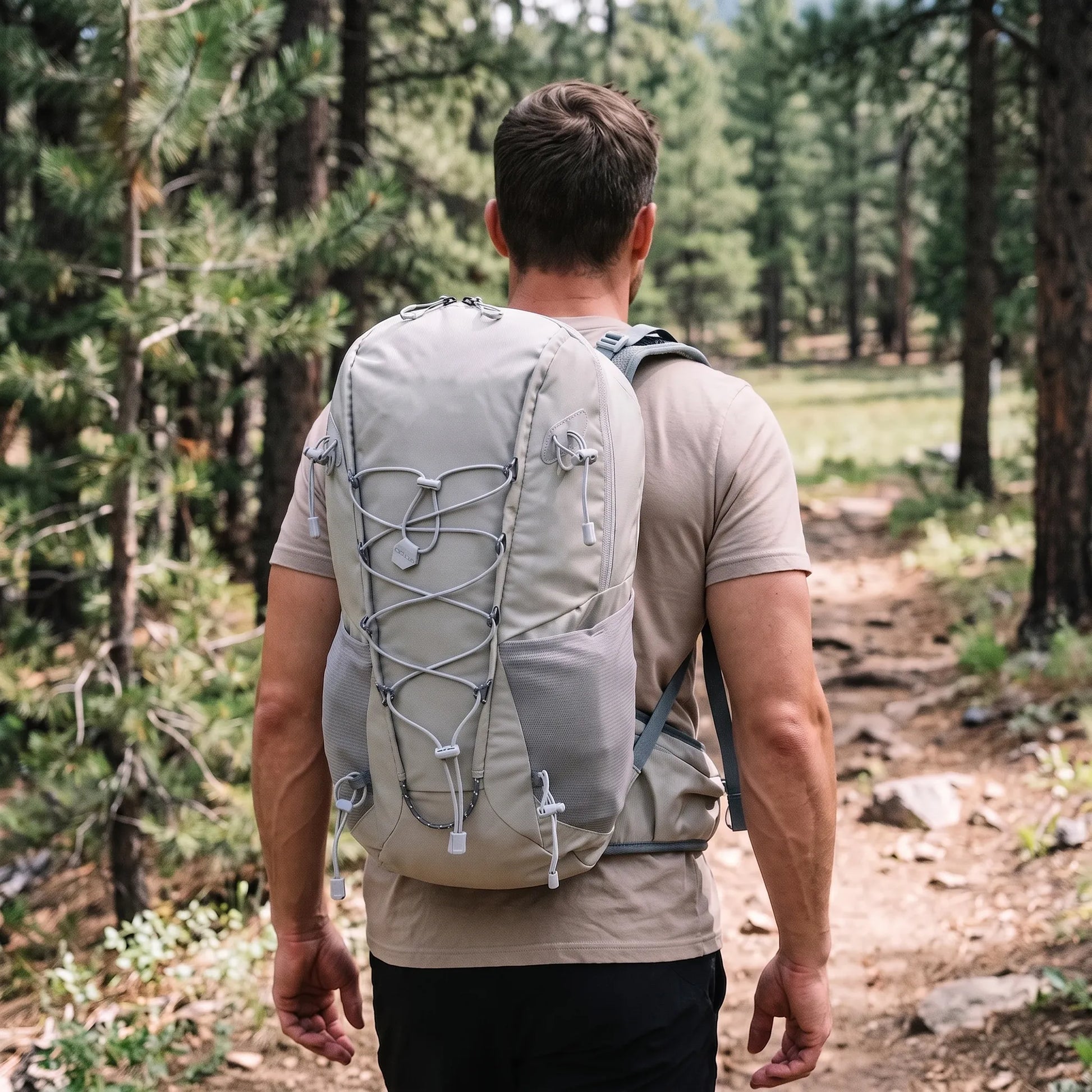 Hiking Backpack Daypack - Eleviq
