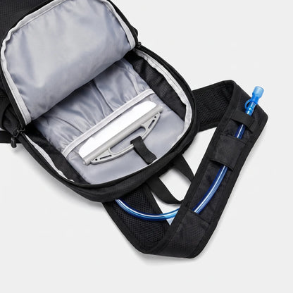 Hiking Backpack Daypack - Roamera