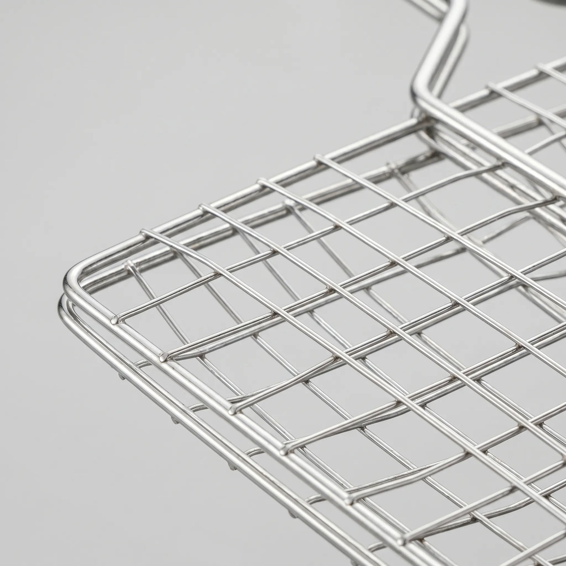 Hinged Outdoor Cooking Basket - Emberflip