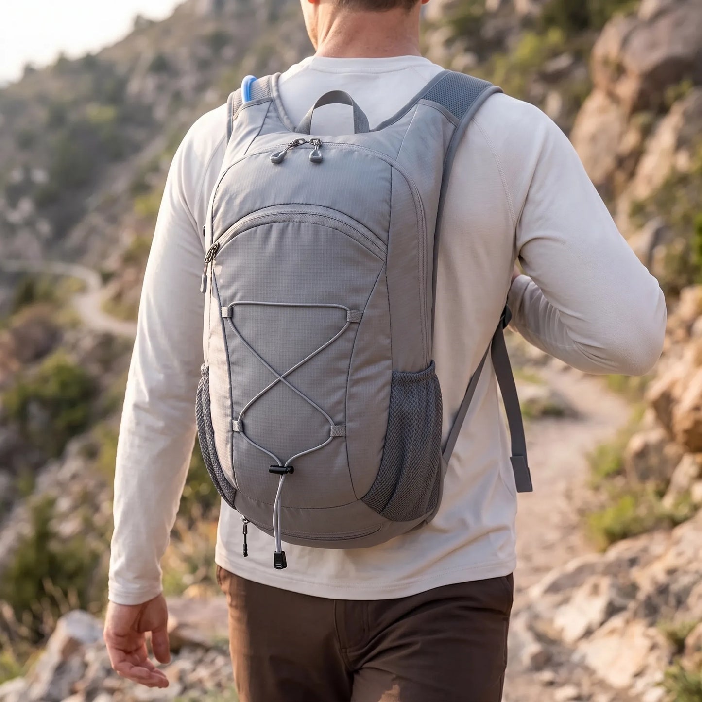 Lightweight Hiking Backpack - Montire