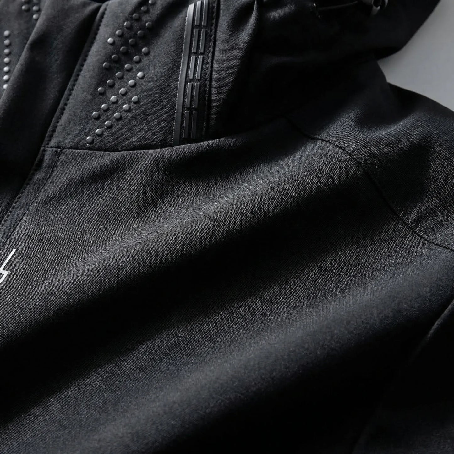 Lightweight Hooded Windbreaker For Men -  Trailcove