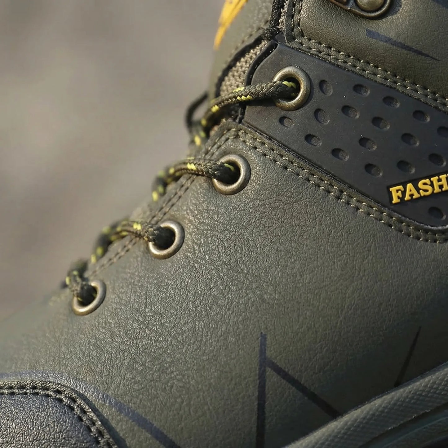 Retro-Style Ankle Hiking Boot -  Terraxen