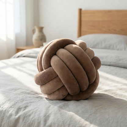 Rond Knoopkussen In Bolvorm - Plushknot
