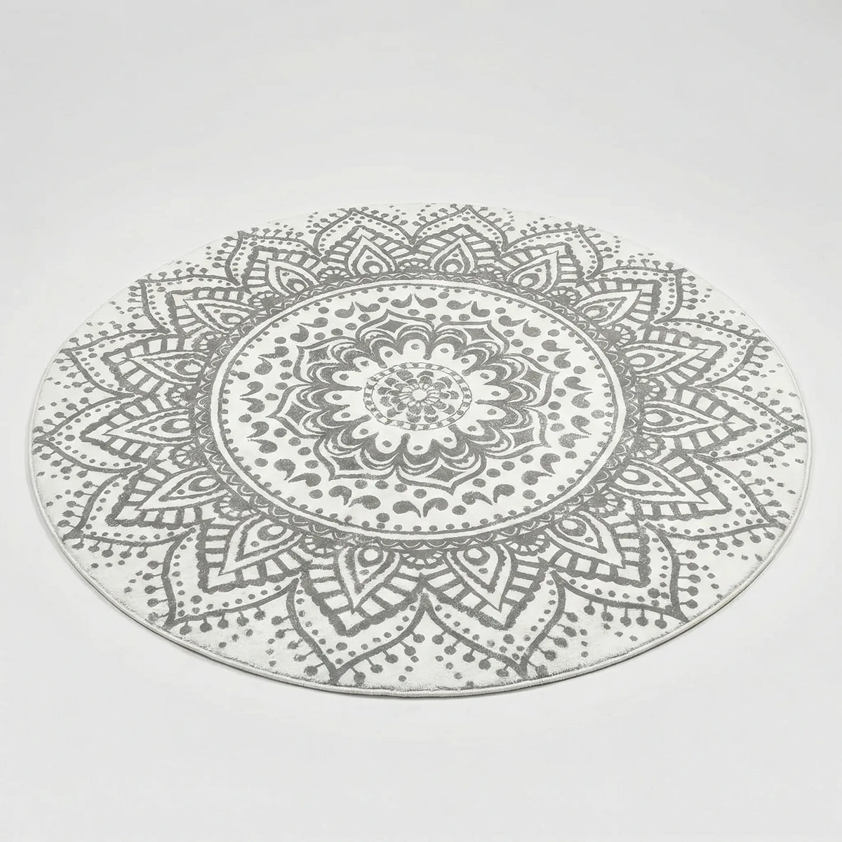 Round Patterned Accent Rug - Mandavelle