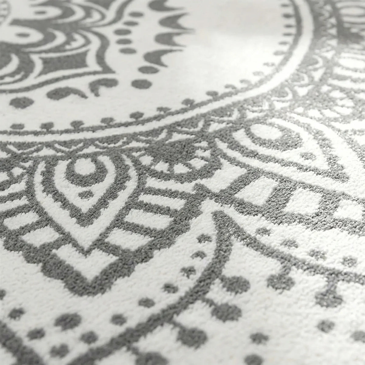 Round Patterned Accent Rug - Mandavelle