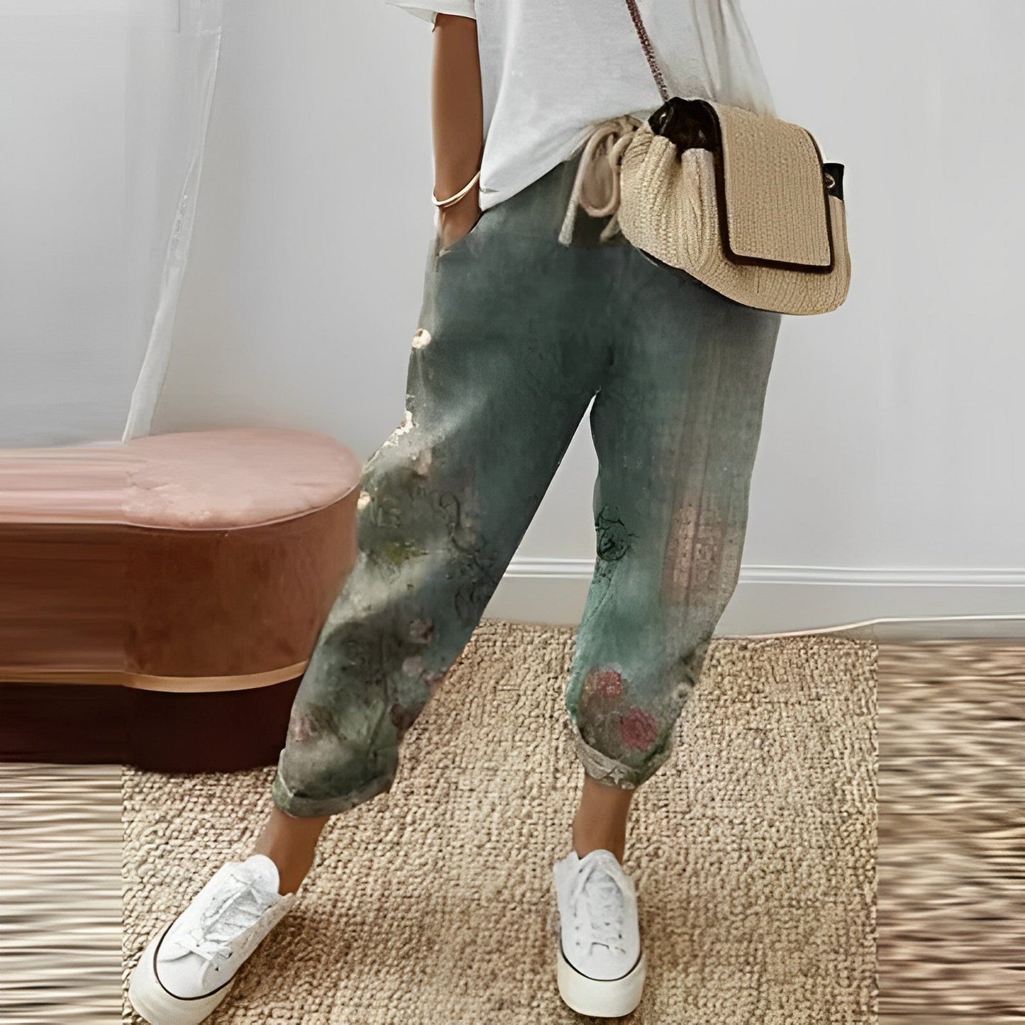 Boho women's trousers with leaf pattern – Selina