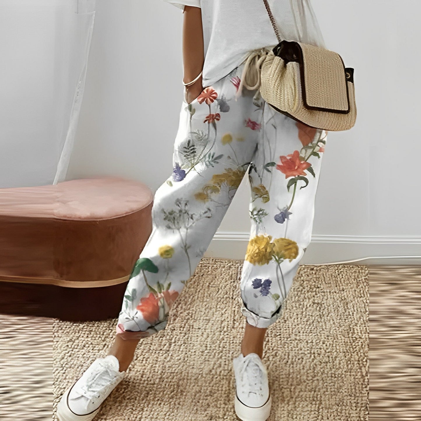 Boho women's trousers with leaf pattern – Selina