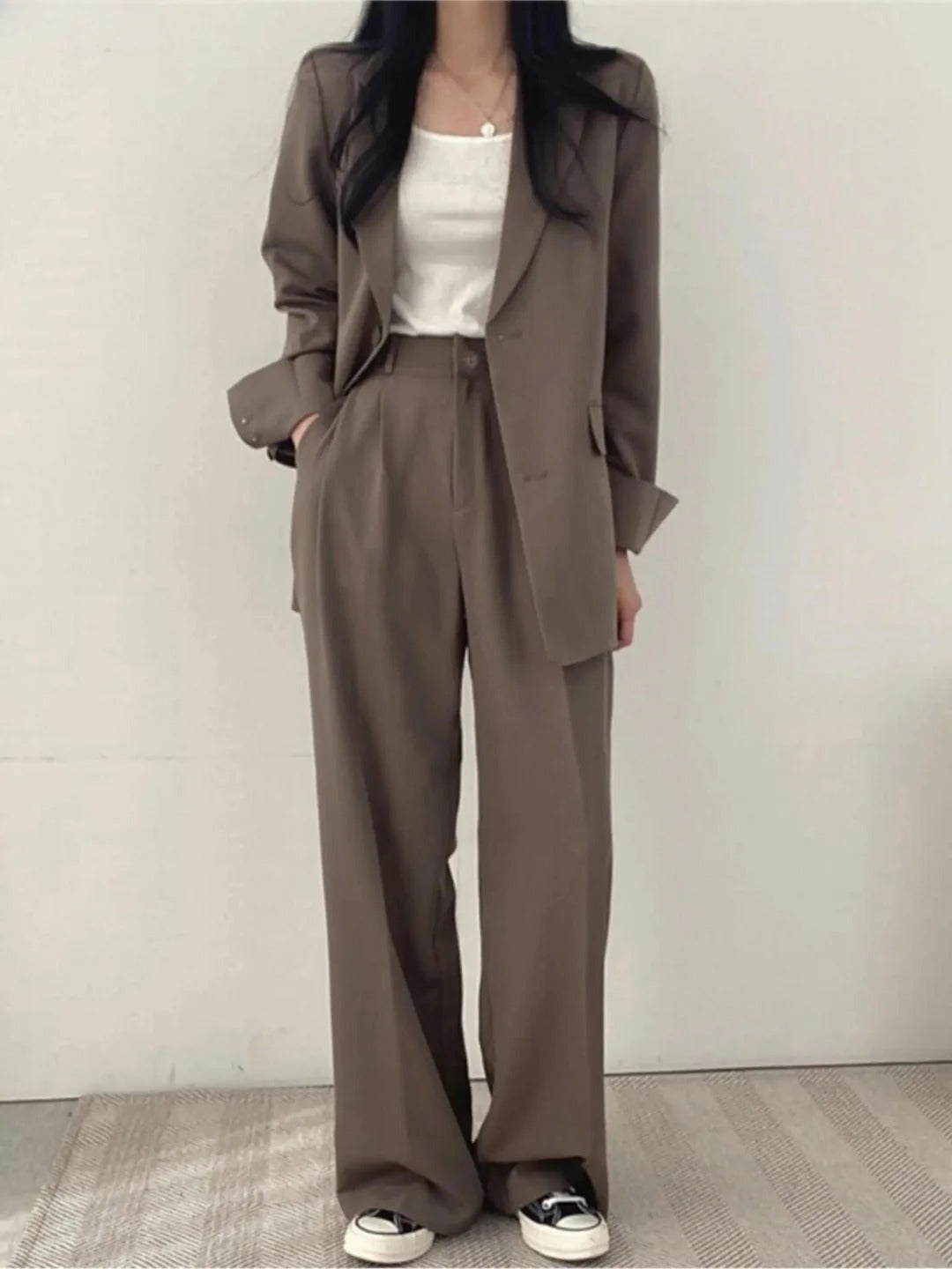 Ladies Two-Piece Suit with Stretch Fabric – Sofia