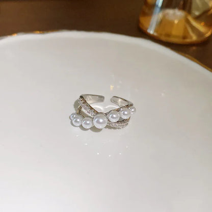 Adjustable Vintage Ring with Zirconia and Pearl - Isadora-Nora Luxe