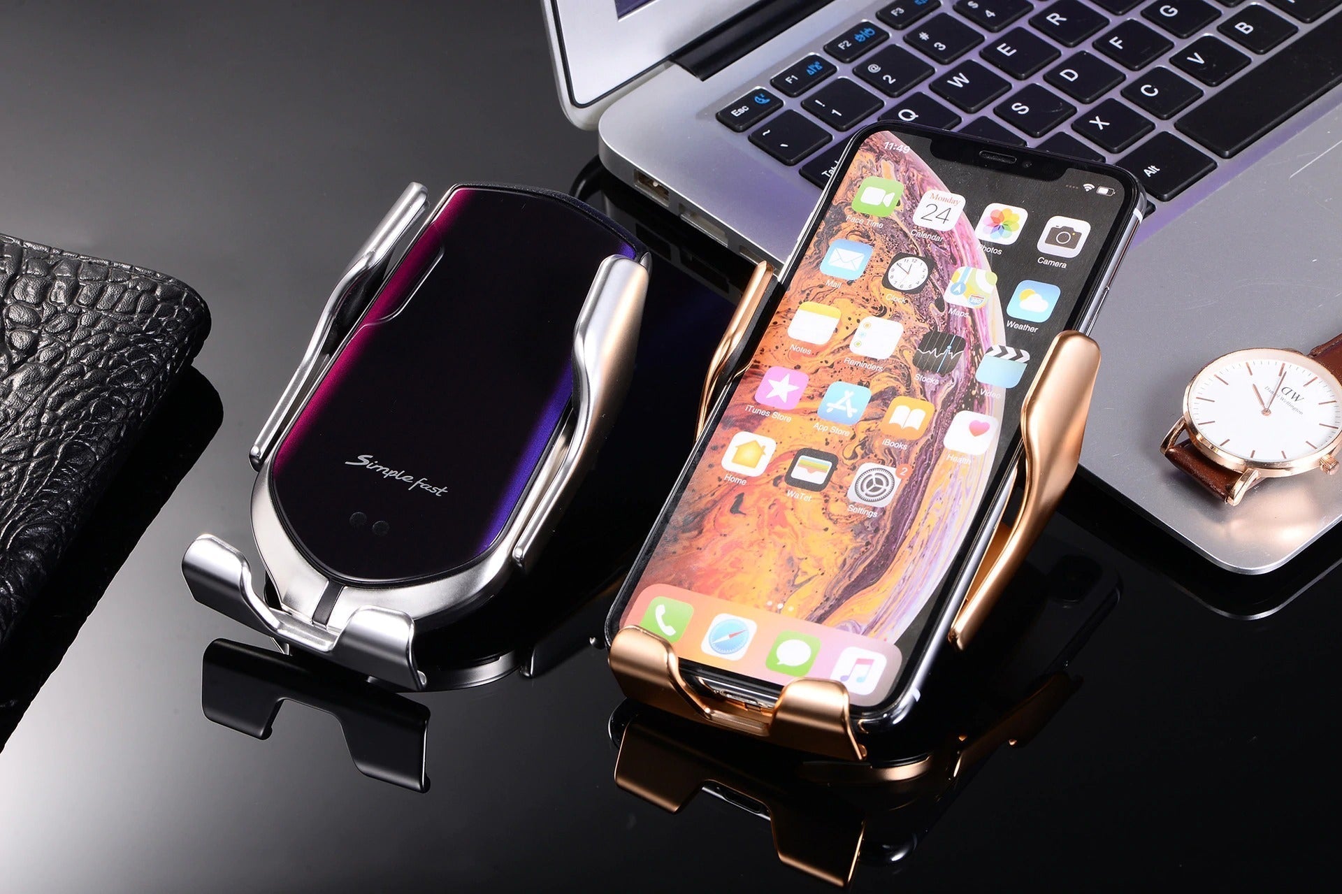 Automatic Phone Holder with Wireless Charger – GripCharge-Silver-The Livary