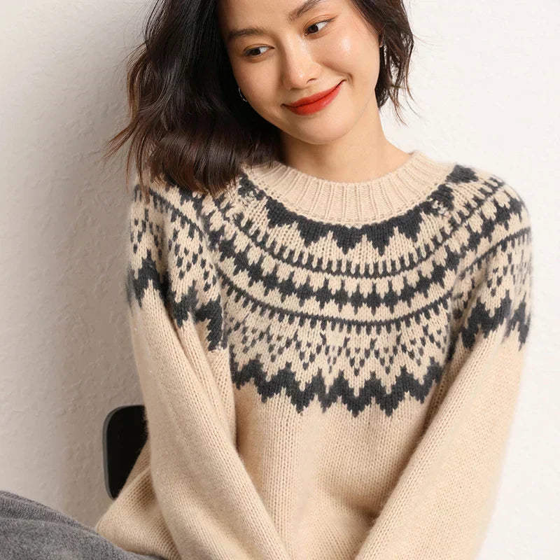 Comfortable Knitted Sweater for Women - Chloe-Beige-S-Nora Luxe
