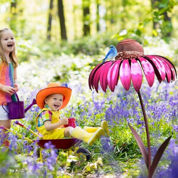 Flower-shaped Bird Feeder - FloraFeeder-Red-Nora Luxe