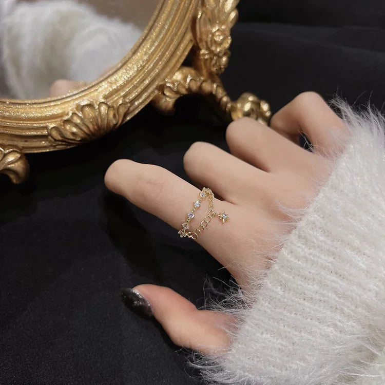 Golden Hexagram Chain Ring - Lyra-Nora Luxe