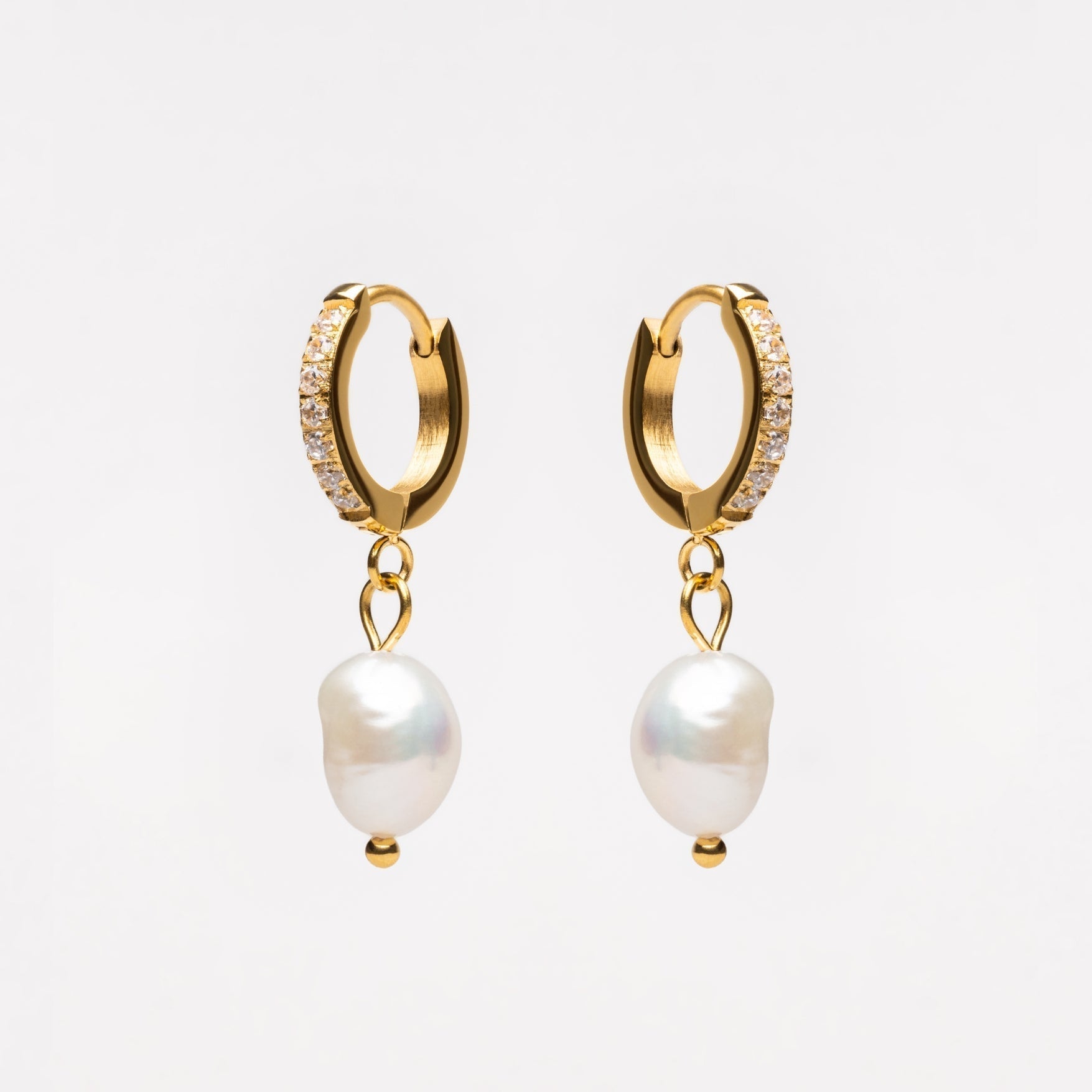 Hoops with freshwater pearls - Arina-Gold-Nora Luxe