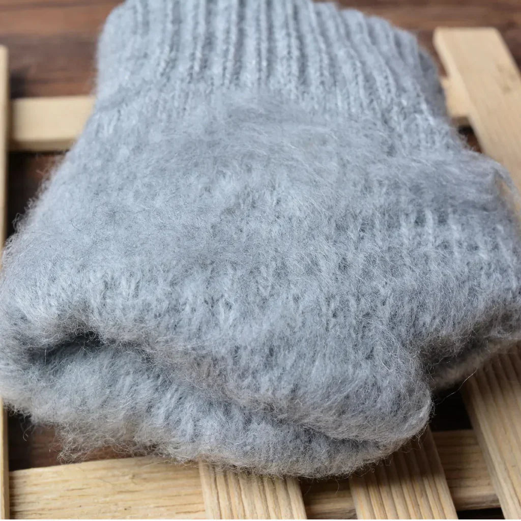 Knitted Touchscreen Gloves for Women - Amara-Black-Nora Luxe