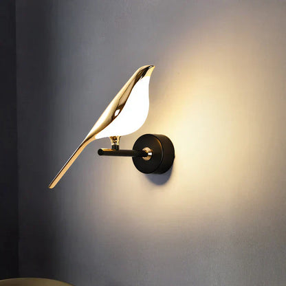 Luxury and Stylish Wall Lamp - OrionGlow-1 Bird-Nora Luxe