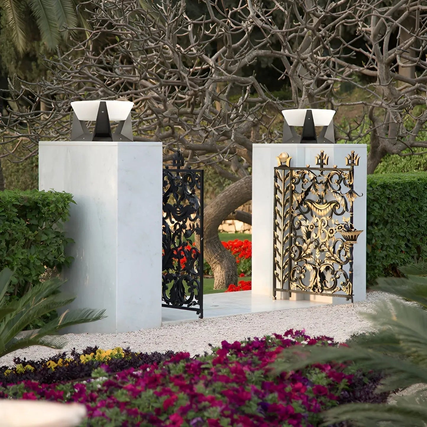 Luxury Solar Garden Lamp with Japanese Style - ZenGlow-Nora Luxe