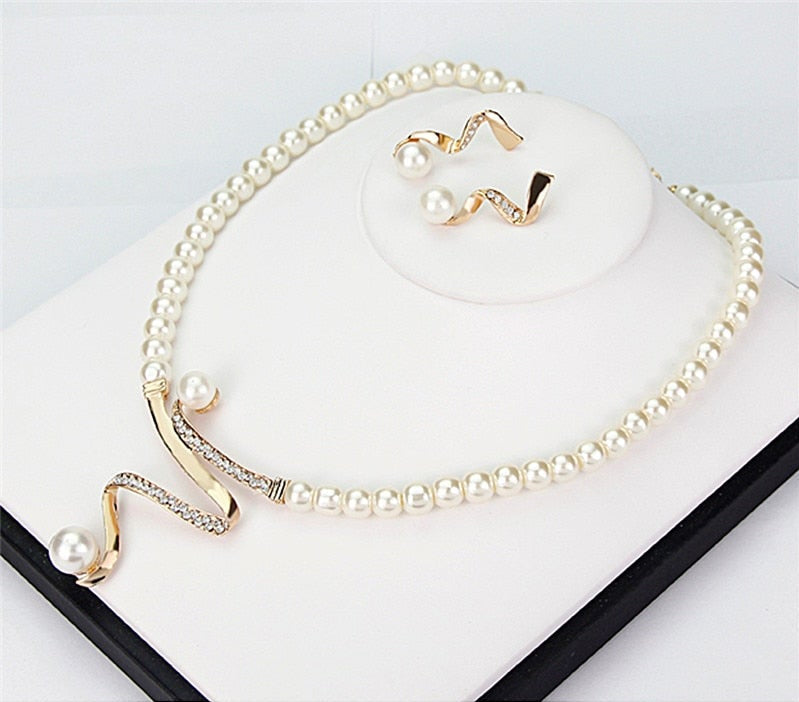 Natural Pearl Jewelry Set - Serena-Nora Luxe