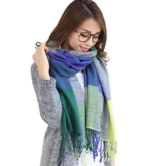 Oversized Winter Scarf - CozyPlaid-Black Red-Nora Luxe
