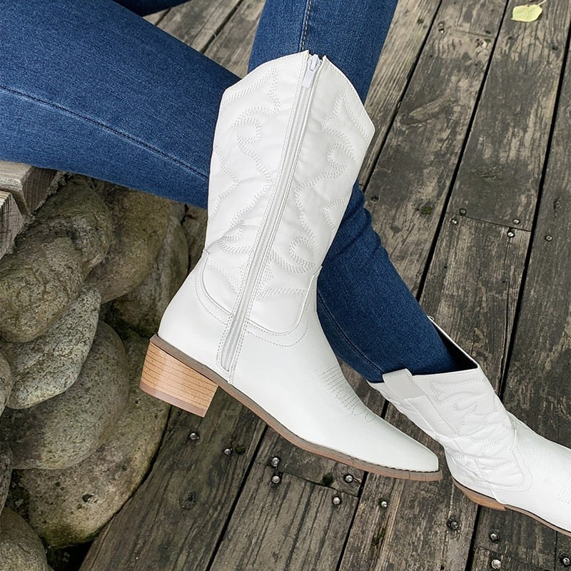 Retro Western Cowboy Ladies Boots - Daisy-Black-4.0-Nora Luxe