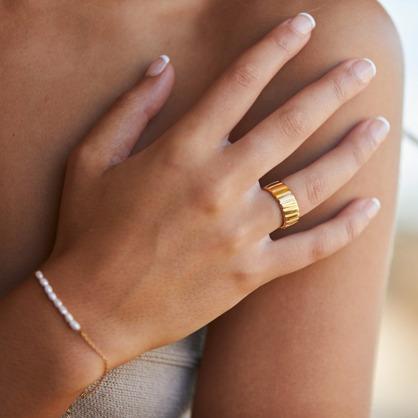 Statement Ring - Stella-6-Gold-Nora Luxe