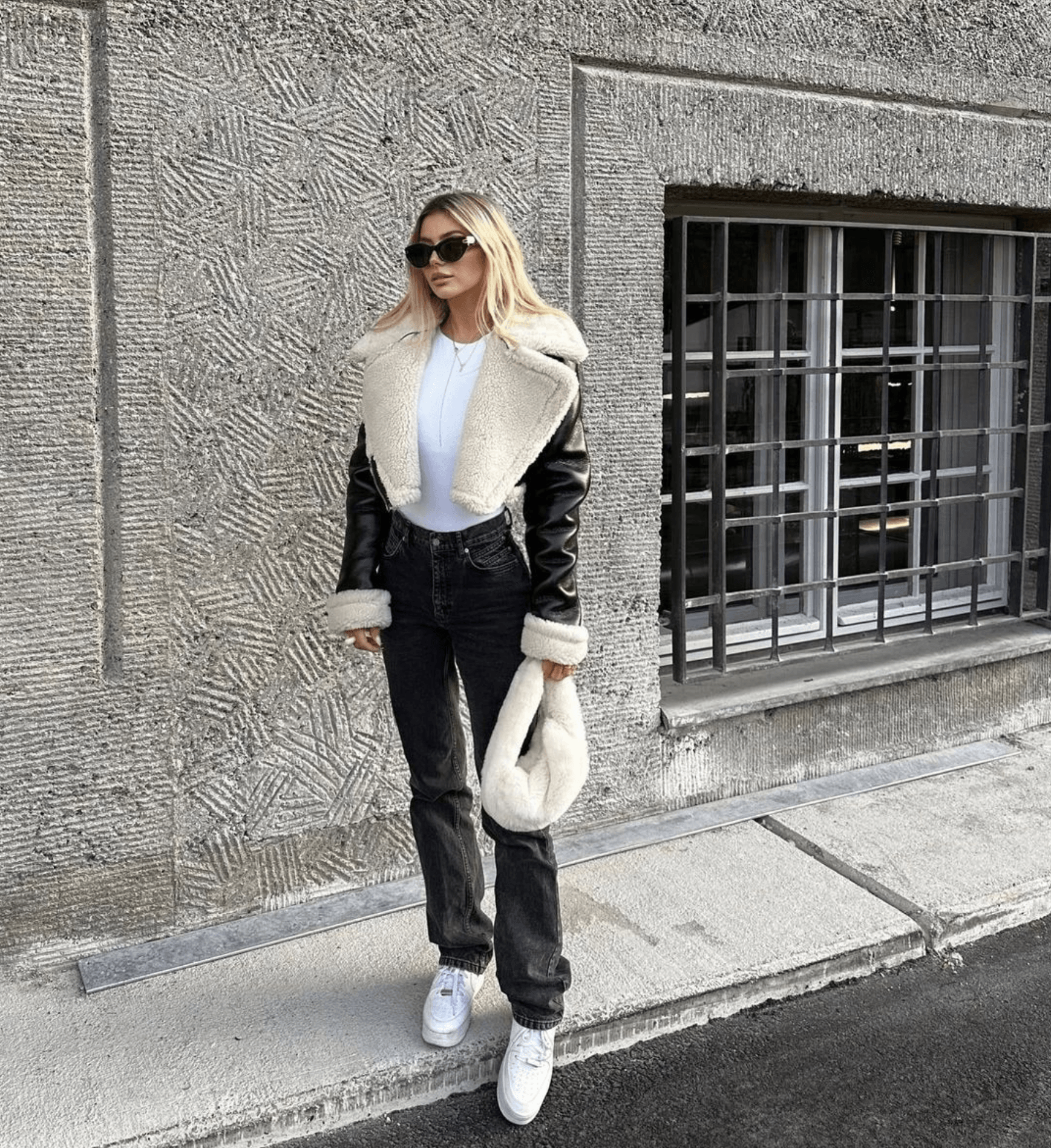 Stylish Leather Jacket with Fur Trim for Cold Days - Sofia-XS-Nora Luxe