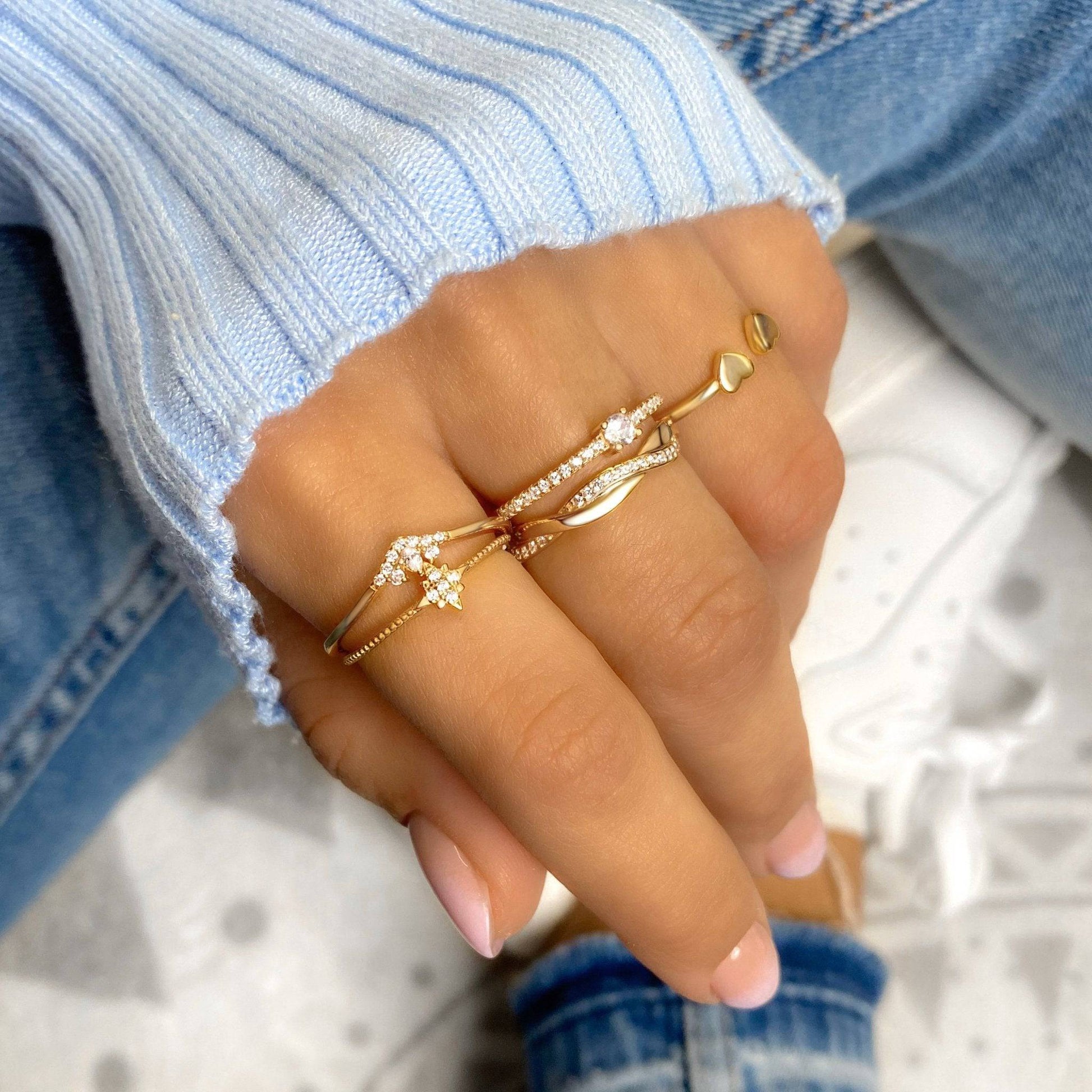 Stylish Ring with Sparkling Zirconia - Sienna-Gold-5-Nora Luxe