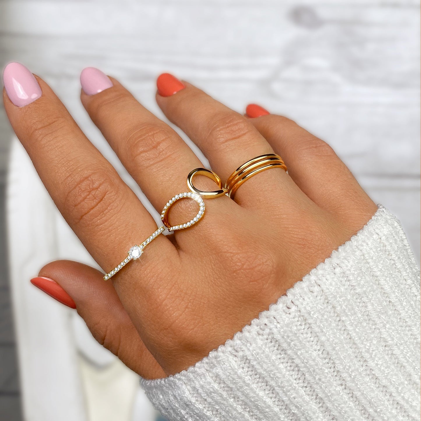 Stylish Ring with Sparkling Zirconia - Sienna-Gold-5-Nora Luxe