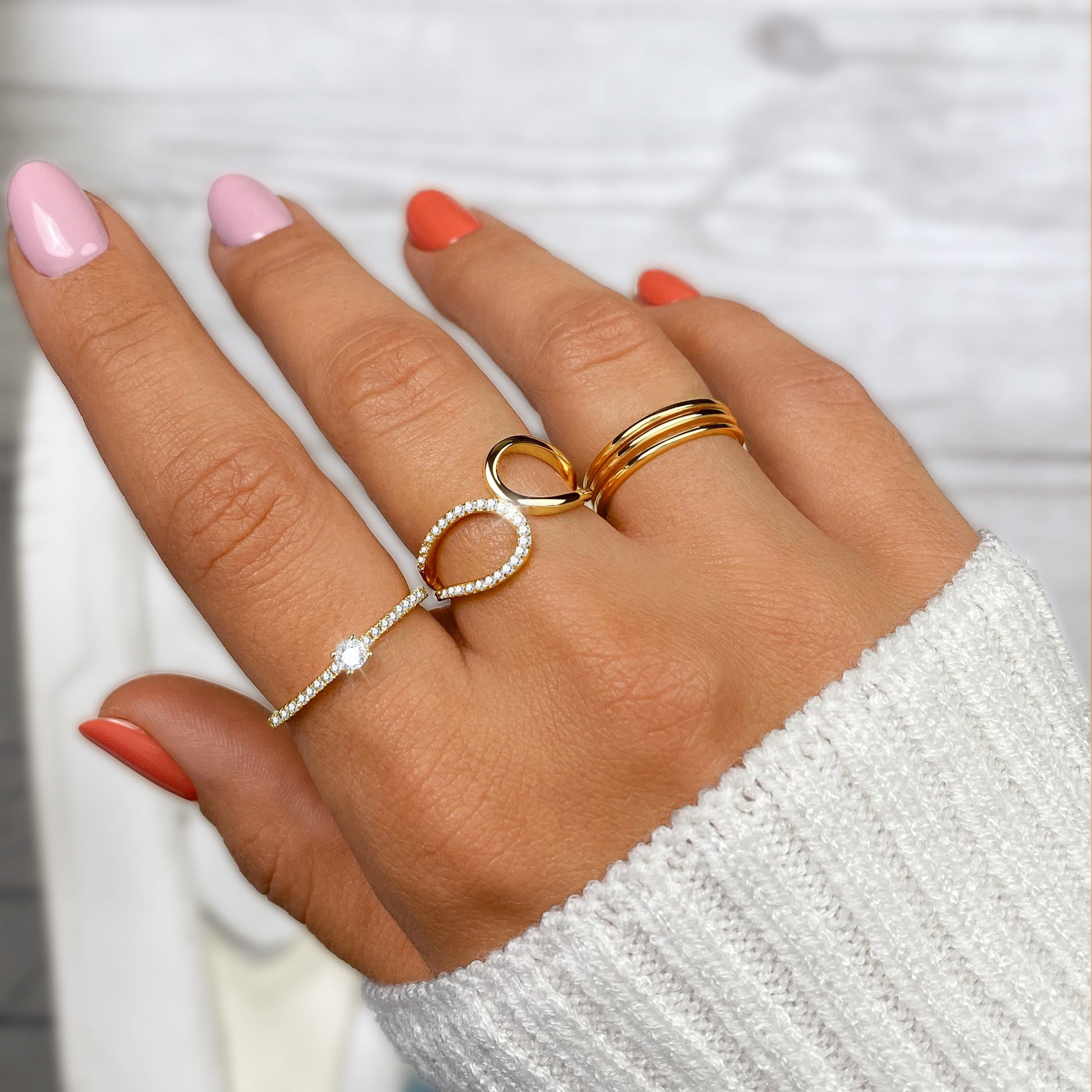 Stylish Ring with Sparkling Zirconia - Sienna-Gold-5-Nora Luxe