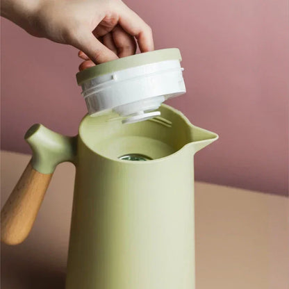 Stylish Thermos Flask with Long Heat and Cold Retention - NordicTherm-Black-Nora Luxe