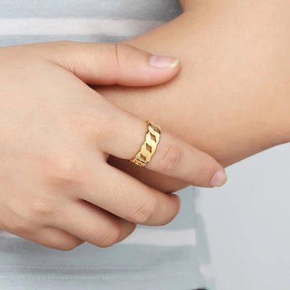 Timeless Beauty Ring - Elara-Rose gold-5-Nora Luxe