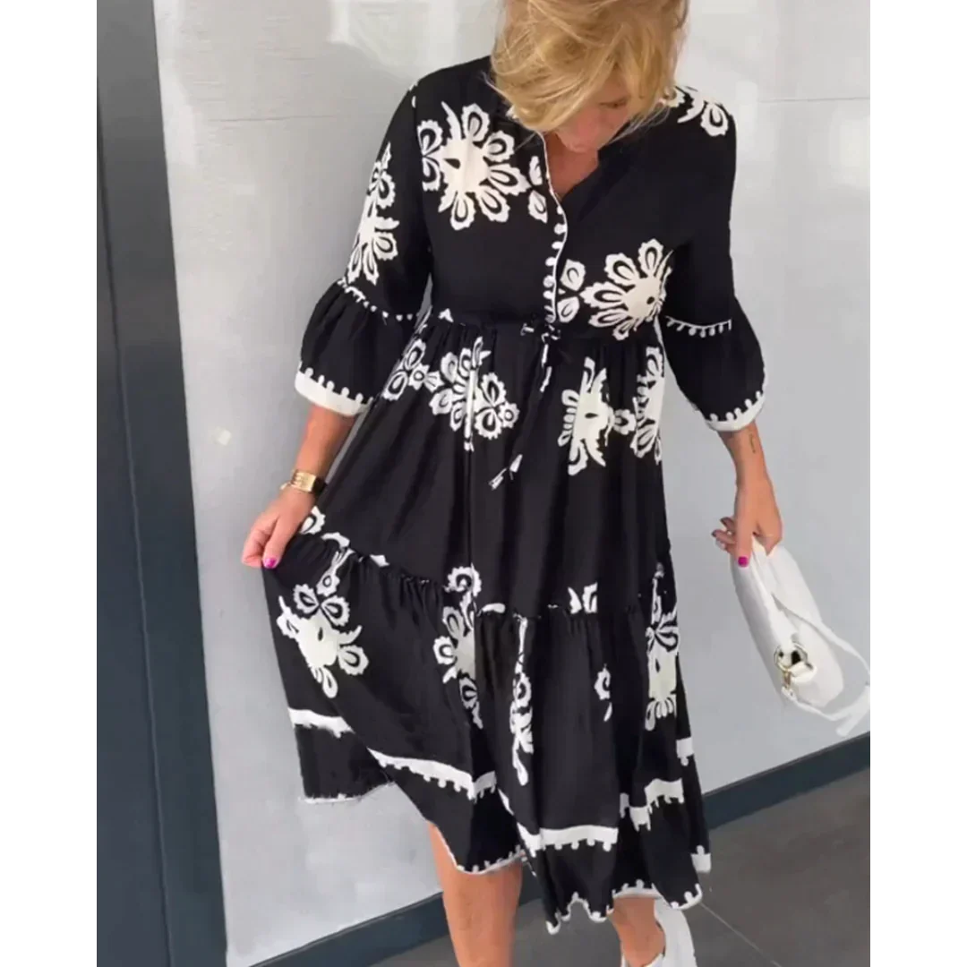 Trendy Dress with Floral Print and 3/4 Sleeves – Elin-Black-S-State of Style