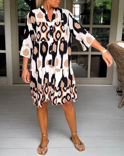 Trendy short-sleeved dress with abstract print & loose fit – Liora-Brown-S-Nora Luxe