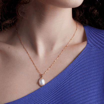 Vintage Golden Pearl Necklace - Lumina-Nora Luxe